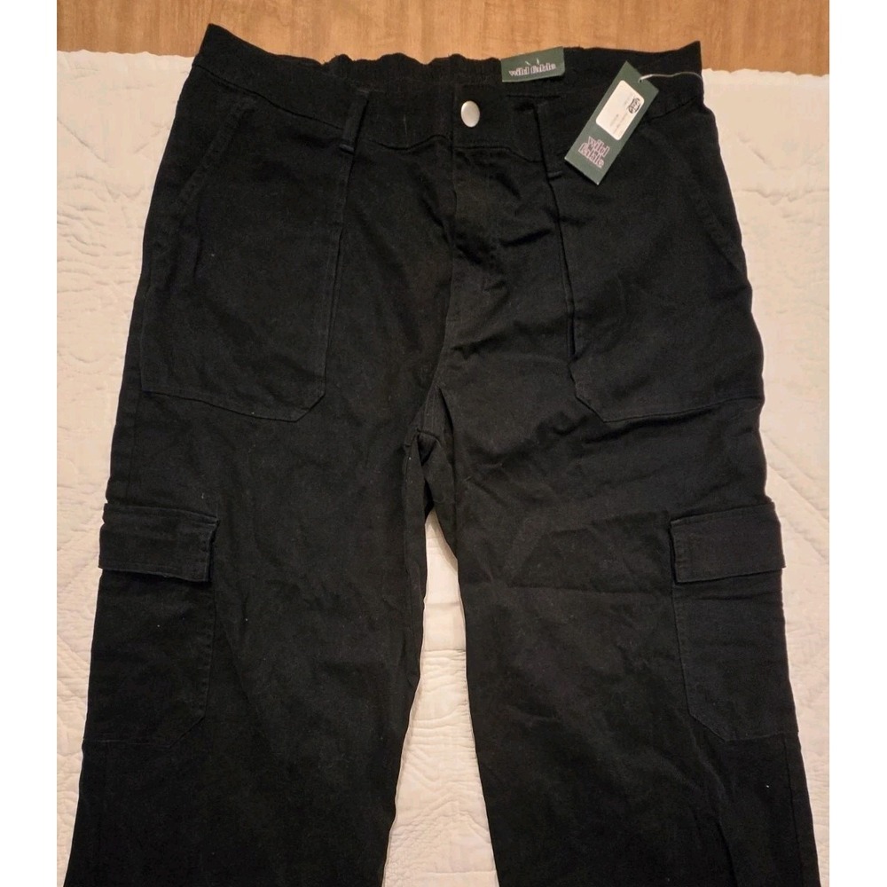 Womens XXL High Rise Cargo Utility Pants Black Medium WILD FABLE NWT 32" Inseam - Picture 2 of 9